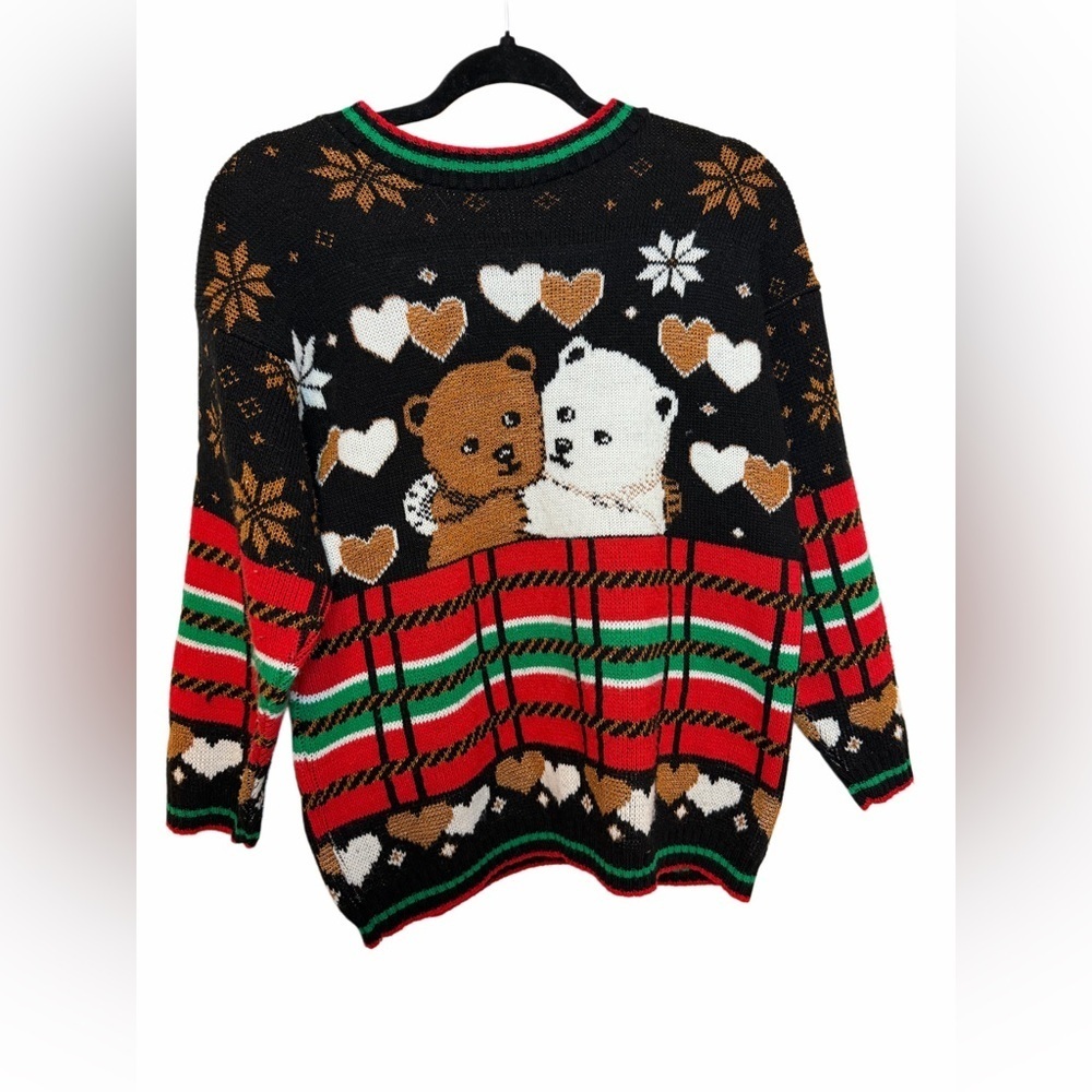 🎄 Vintage Adele Knitwear Bear Hug Holiday Sweater – Made in USA – Cozy & Cute!